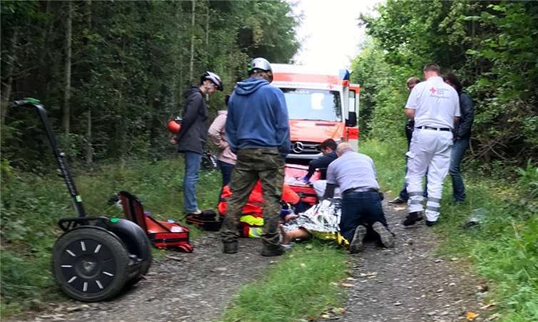 Die First-Responder wurden zu einem Unfall mit einem Segway auf dem Weg zum Jakobsberg alarmiert. DRK Rhens