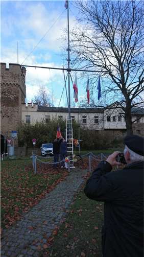 Die Flaggenparade in aller Stille im November.Foto: privat