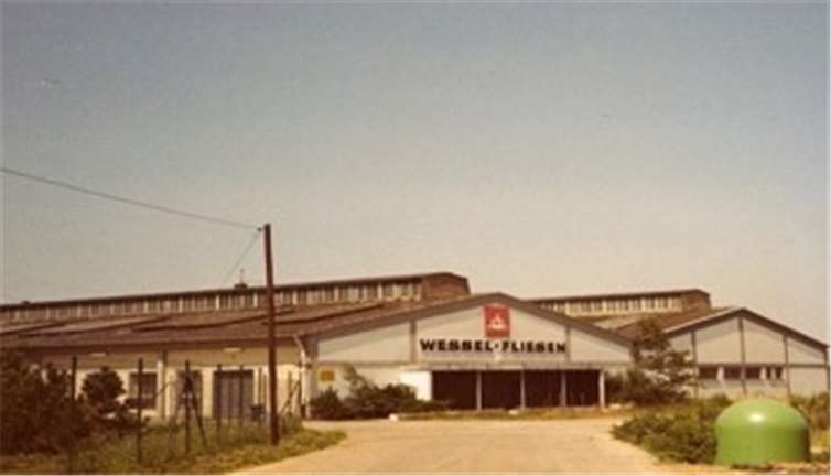 Die Fliesenfabrik im Jahr 1985.