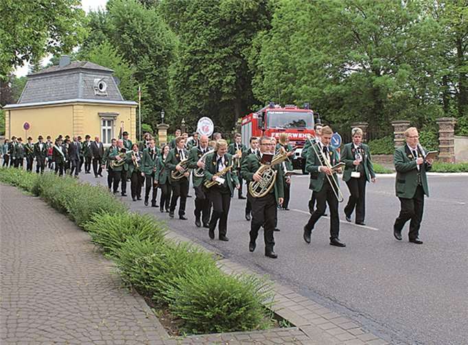 Die Formation der Musikkapelle Kobern begleitete den Festzug.