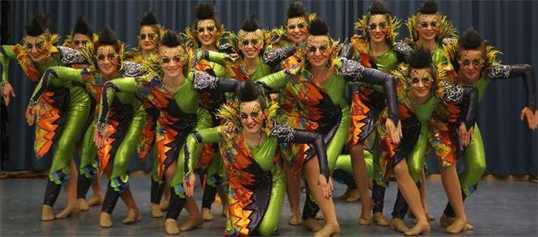 Die Formationen des TSC Nentershausen suchen noch Tänzer. privat