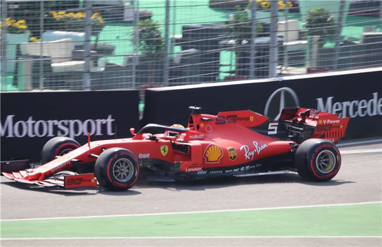 Die Formel 1 steckt in der Krise, nur 3 Teams siegen, der Rest ist nur Beifutter. Hier Sebastian Vettel 2019 in Hockenheim.