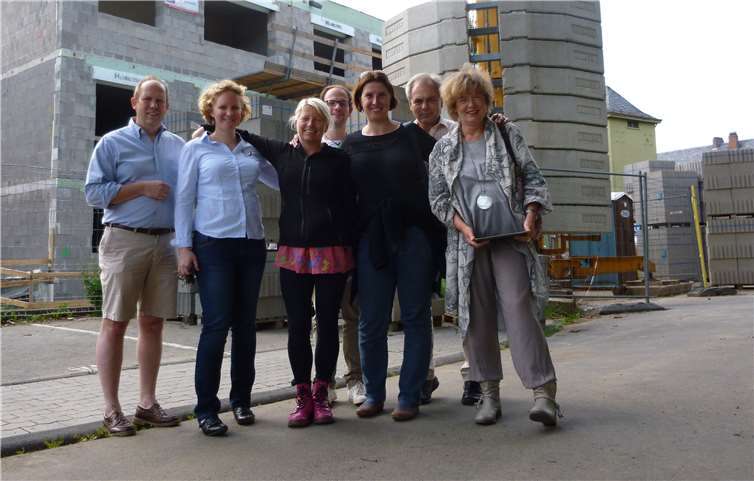 Die Fraktion der Grünen im Jahr 2015 bei der Ortsbegehung.privat