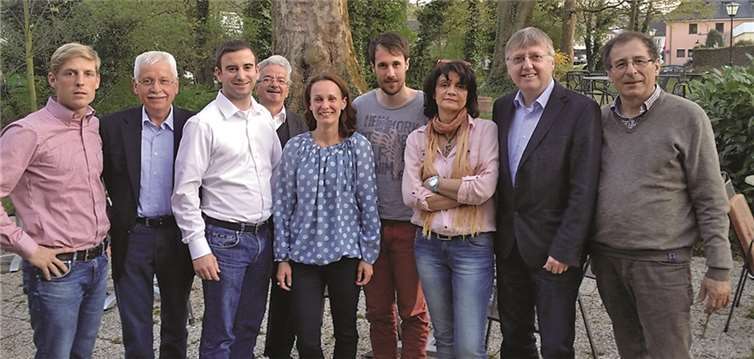 Die Fraktionsmitglieder im Gespräch mit Kathleen Benekenstein von der Ehrenamtsagentur Koblenz. SPD-Kreistagsfraktion Ahrweiler