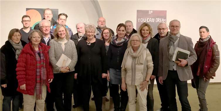 Die Fraktionsmitglieder im Haus Metternich. privat