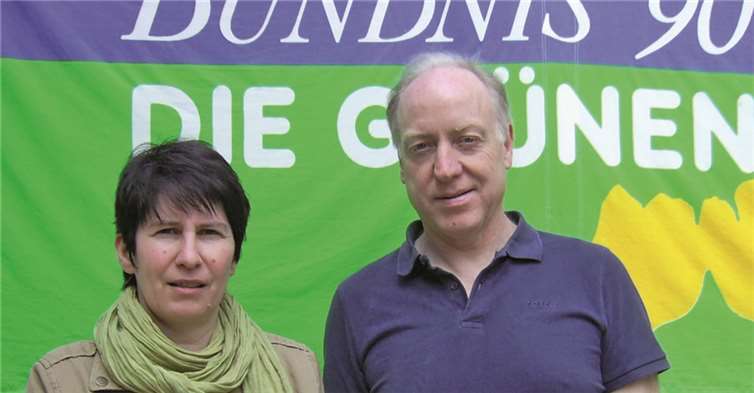 Die Fraktionsvorsitzende Birgit Meyreis und ihr Stellvertreter Klaus Meurer wollen für mehr Transparenz sorgen.privat