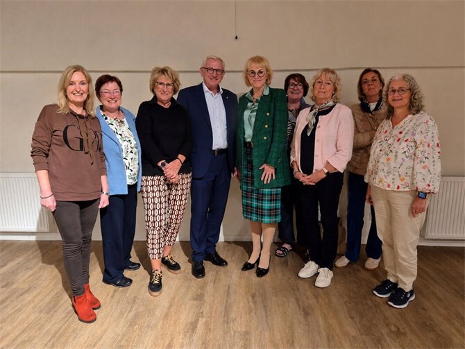 Die Frauen Union Grafschaft mit dem Landtagsabgeordneten Guido Orthen bei der Mitgliederversammlung. Foto:privat