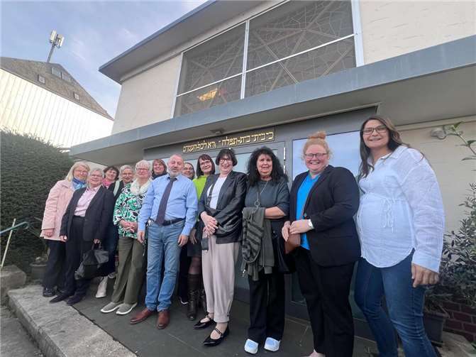 Die Frauen-Union Mayen-Koblenz besuchte die Koblenzer Synagoge.  Foto: Magdalena Moesta
