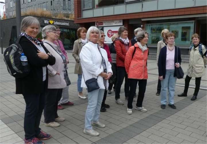 Die Frauen bei ihrer Tour durch Bonn Beul. Privat