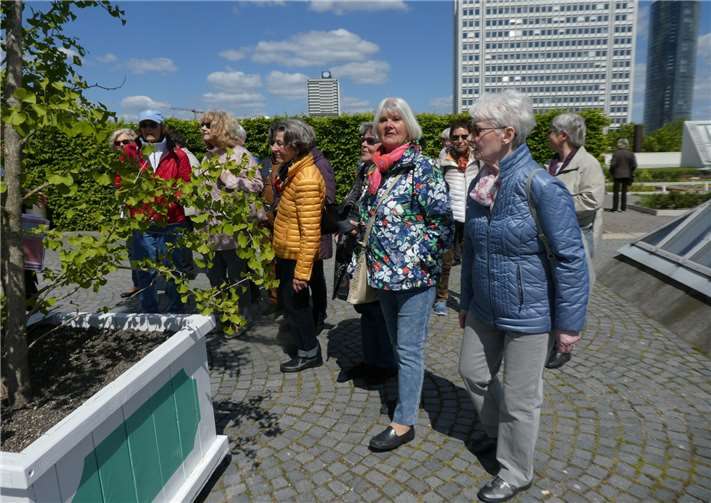 Die Frauen bewunderten die nach Goethes Vorbild angelegten Anlagen.Foto: privat