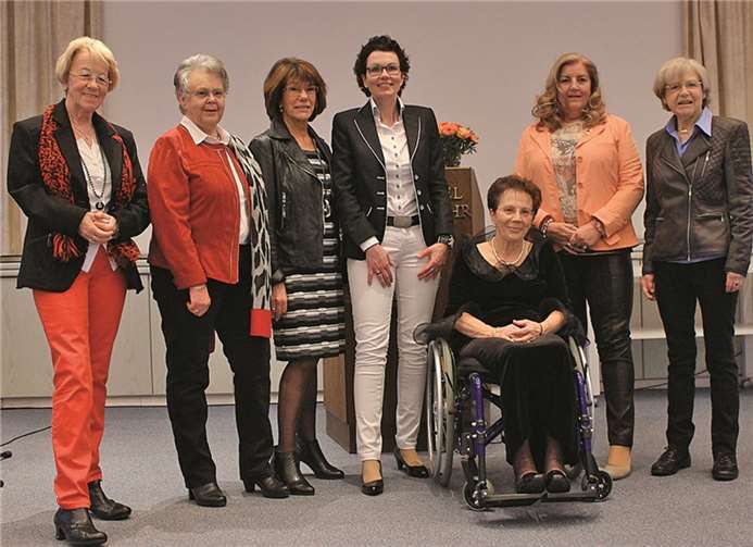 Die Frauen der CDU-Frauen-Union konnten auf eine erfolgreiche Zeit zurückblicken und schauen gemeinsam in die Zukunft. Dabei erhielten sie viele Glückwünsche und Gratulationen. Privat