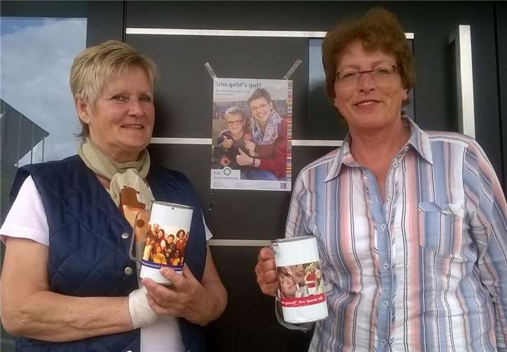 Die Frauen der Frauengemeinschaft St. Petrus und Paulus sammeln jedes Jahr.privat