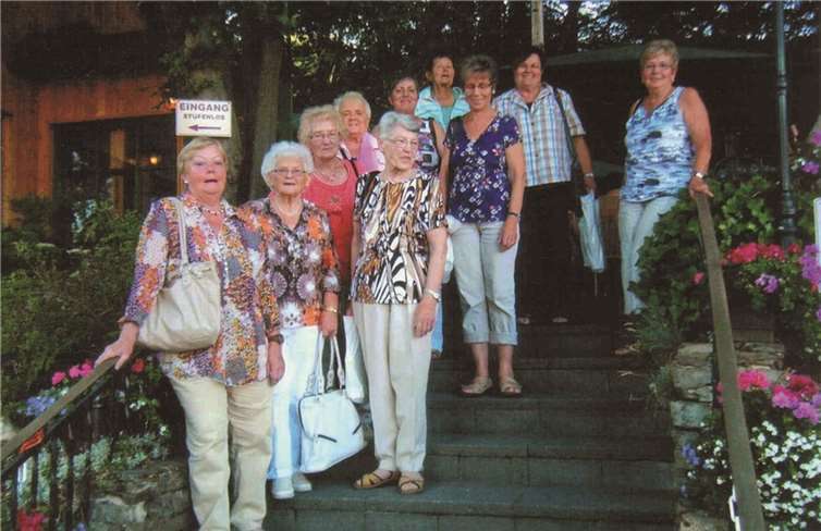 Die Frauen in der „Brombeerschänke“ in Leutesdorf. privat