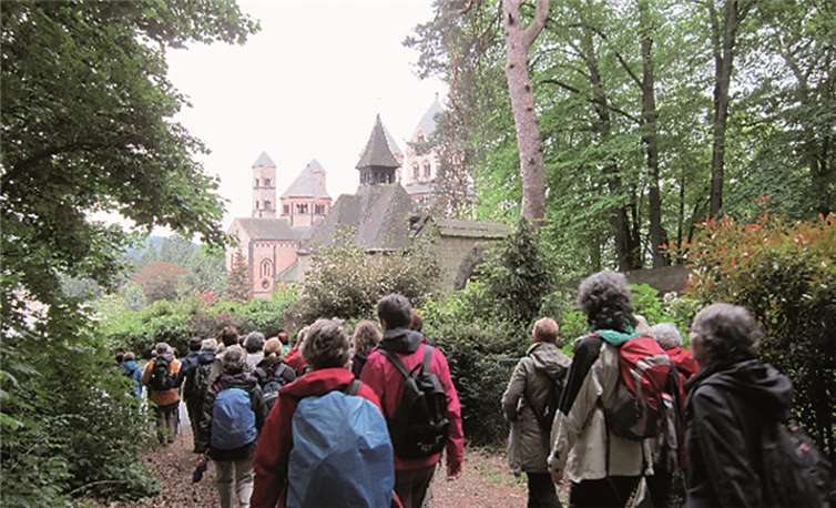 Die Frauen kurz vor dem Ziel Maria Laach. privat