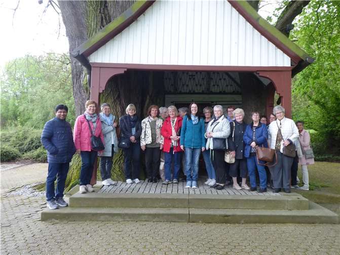 Die Frauen lernten auf der Wallfahrt viel über das Leben von Katharina Kasper.  Foto: Edith Valentin-Gärtner