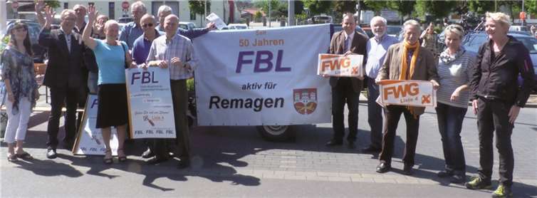 Die Freie Bürgerliste Remagen traf sich am Infostand. privat