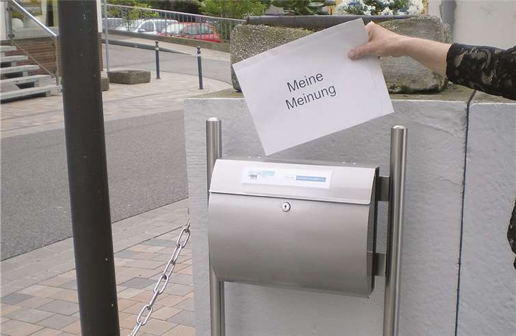 Die Freie Liste - Bürger für Urbar haben einen Briefkasten errichtet, wo man gerne seine Meinung oder Anregungen einwerfen darf. privat