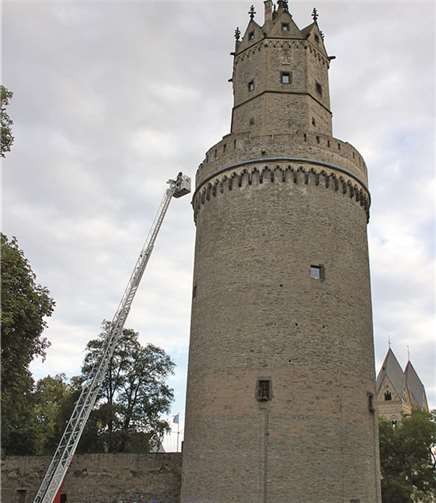 Die Freiwillige Feuerwehr Andernach bei der durchgeführten Übung am Runden Turm. Toni Riehl