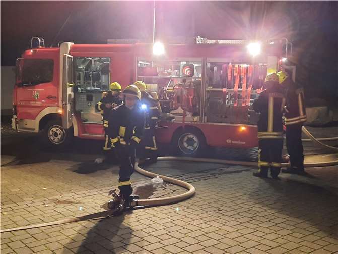Die Freiwillige Feuerwehr Dieblich bei ihrer Objektübung.Fotos: Freiwillige Feuerwehr Dieblich