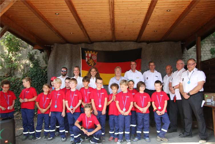 Die Freiwillige Feuerwehr Horchheim feierte das 30-jährige Bestehen ihrer Jugendfeuerwehr. Fotos: Freiwillige Feuerwehr Horchheim