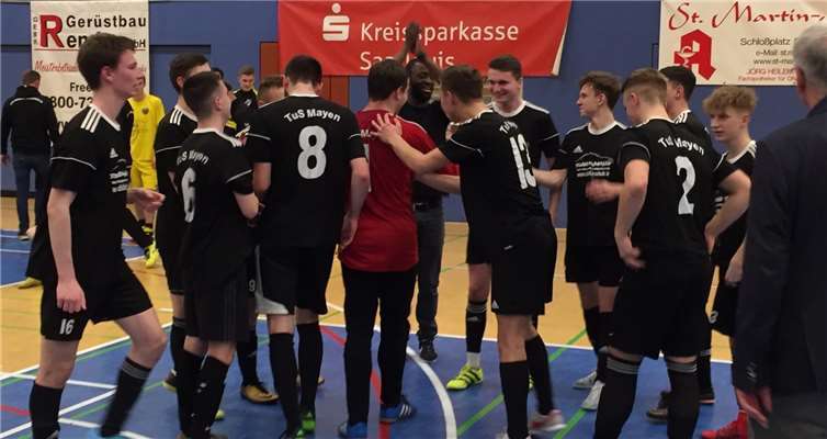 Die Freude in Saarwellingen war groß beim Team um Kapitän Michel Strothmann.