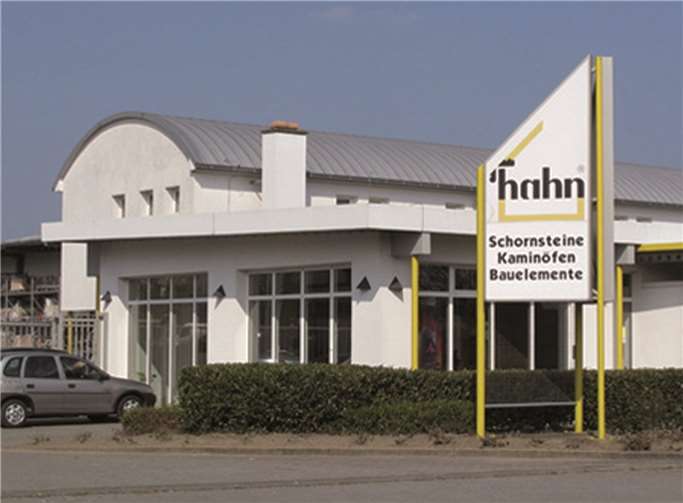 Die Fritz Hahn GmbH, 1972 ursprünglich in Koblenz gegründet, ist heute an zwei Standorten ansässig, in Polch und in Trier.  Privat