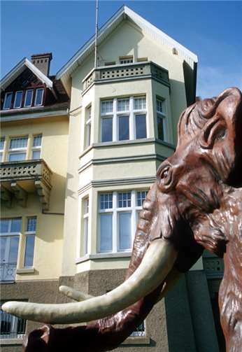 Die Führung auf Monrepos lässt Historie lebendig werden. Foto: Stadt Neuwied