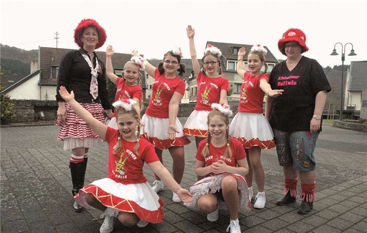 Die Funkengruppe begeisterte den Saal mit ihrem tänzerischen Können.