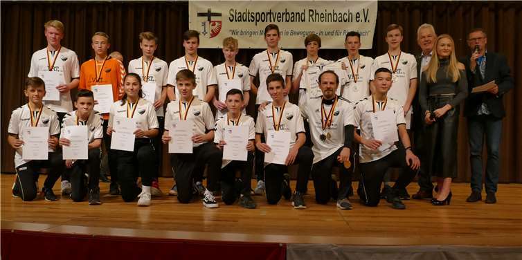 Die Fußball C-Junioren Staffelsieger steigen auf in die B-Klasse. Foto: privat