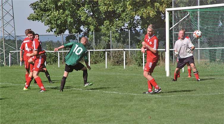 Die Fußballer aus Franken und Königsfeld sind auf einem guten Weg.