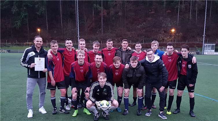 Die Fußballer des Megina-Gymnasiums können stolz auf ihre Leistung sein. privat