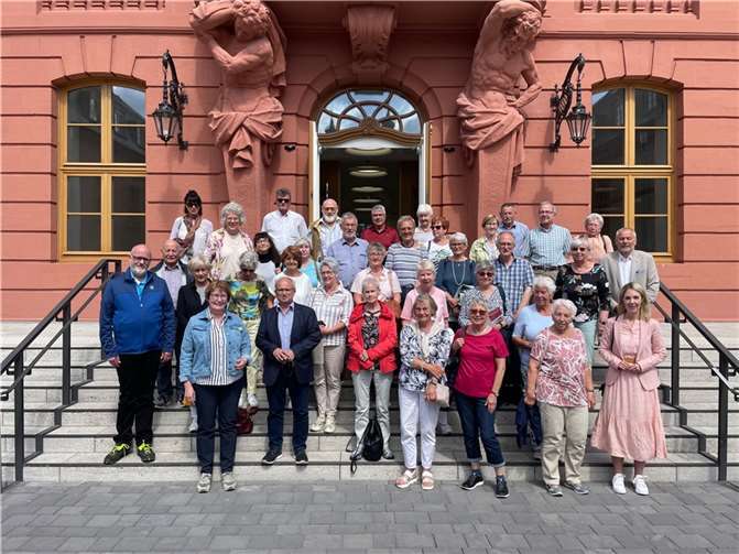 Die Gäste besuchten den Landtag. Foto: privat