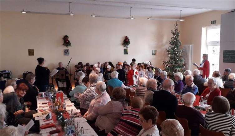 Die Gäste genossen das leckere Essen und die weihnachtliche Stimmung. Foto: privat