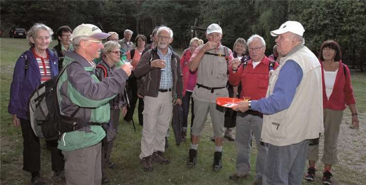 Die Gäste wurden mit einem Willkommensschluck begrüßt.UM