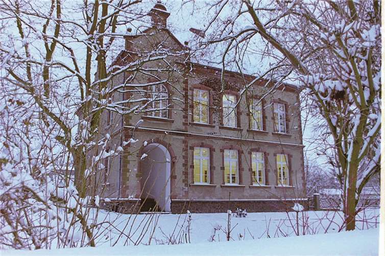 Die Galerie von Wolfgang Eberhardt befindet sich in der ehemaligen Münstermaifelder Volksschule.LP