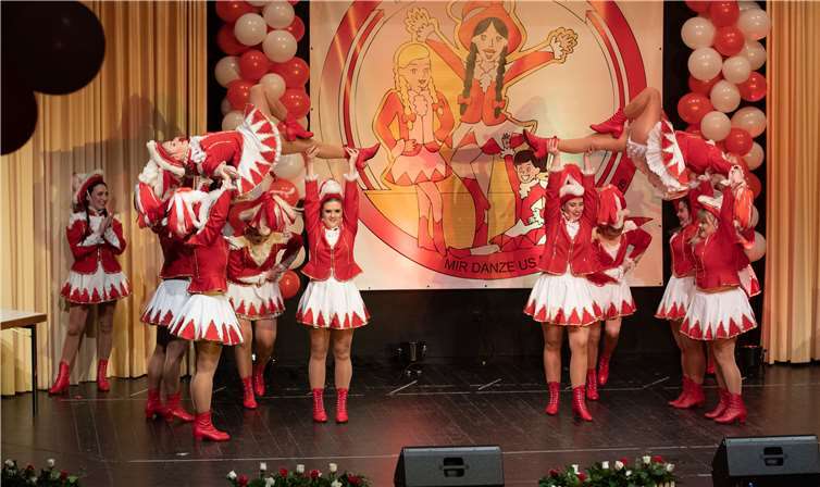 Die Garde beeindruckte mit perfekter Abstimmung im Tanz.