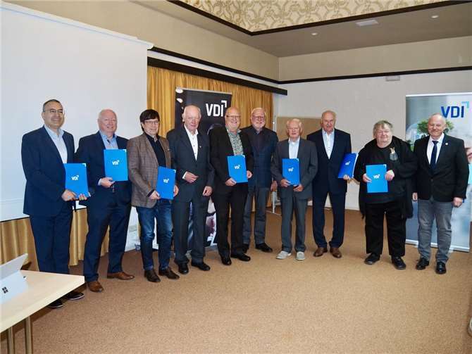 Westerwälder Ingenieure für 25-, 40- und 50-jährige Mitgliedschaft im VDI geehrt Die Geehrten. Foto: VDI – Marianne Lotz