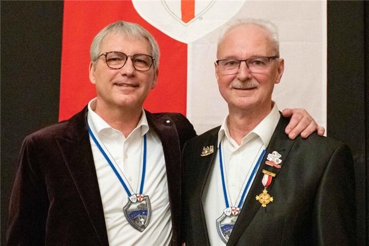 Die Geehrten: V.li. Sascha Monschauer und Kurt Isola.