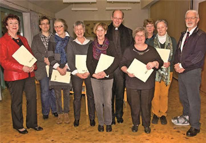 Die Geehrten bekamen Urkunden und Anerkennung für ihre Arbeit. privat