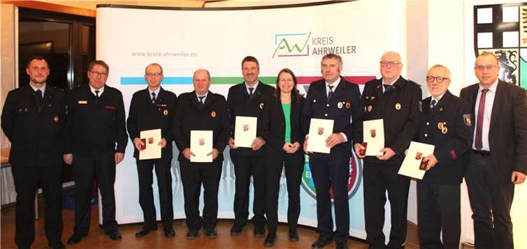 Die Geehrten der VG Brohltal  Fotos: DU