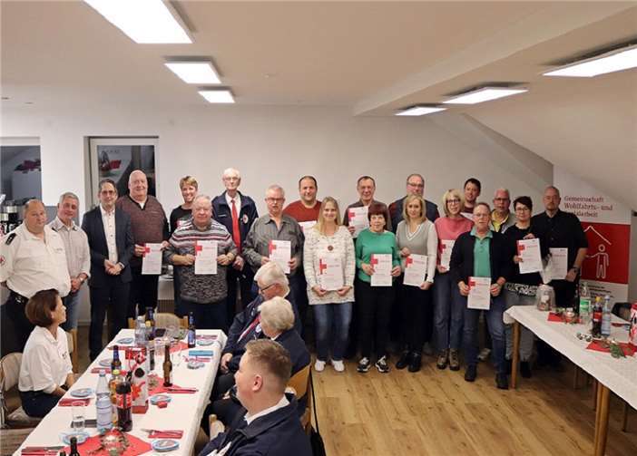 Die Geehrten mit ihren Urkunden.  Foto: privat