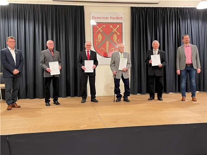 Die Geehrten vom Gesangverein 1888 Hardert. Foto: privat