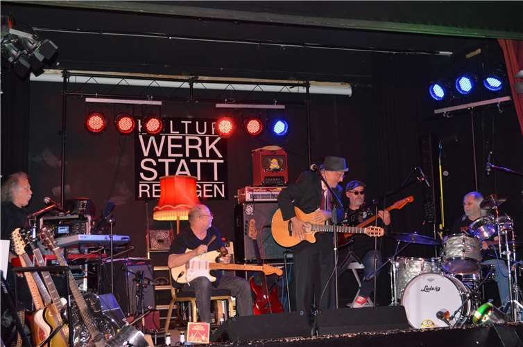 Die „Geheimratsecken“ begeisterten in der Kulturwerkstatt. AB