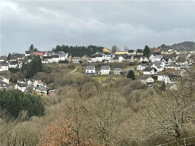 Die Gemeinde Langenfeld ohne Kirchengebäude zeigt diese Fotomontage.  Foto: Gaby Hilger