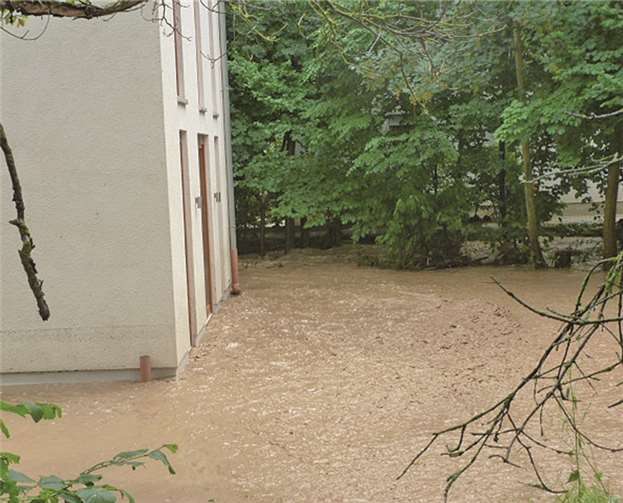 Die Gemeinde möchte sich besser gegen Hochwasser (wie hier in Nierendorf) schützen. privat
