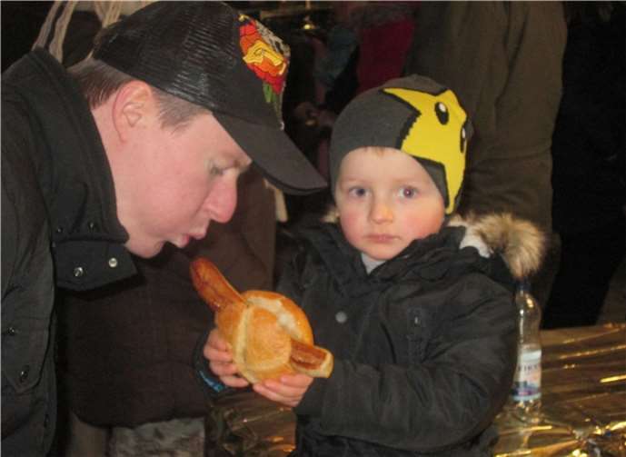 Die Germania-Bratwurst ist beliebt bei Jung und Alt.