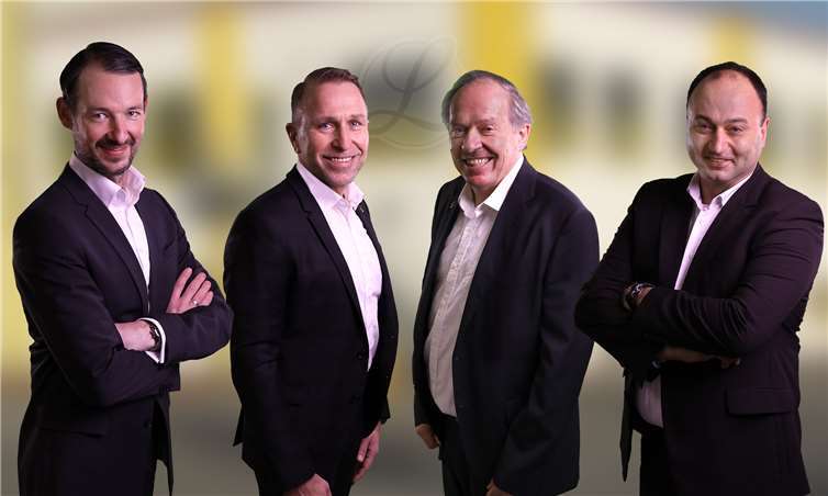 Die Geschäftsführung (v.l.n.r).: Marc Kranz (Hauptgeschäftsführer), Helmut Moll (Geschäftsführer Vertrieb), Jürgen Lamparter (Geschäftsführer Produktion), Volker Geber (Prokurist, kaufm. Leiter).Foto:Chris Goe