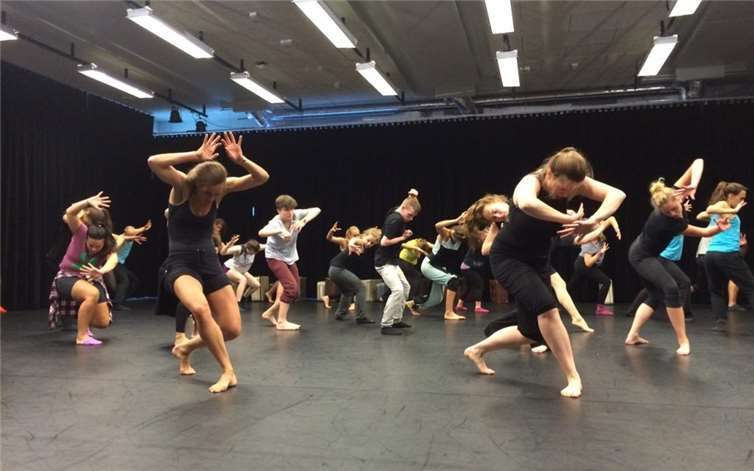 Die Geschichte Europas wird getanzt.privat