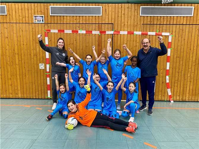 Die Gewinner der Kreismeisterschaften im Hallenfußball sind die Schülerinnen der Grundschule Hasenfänger in Andernach. Foto: privat