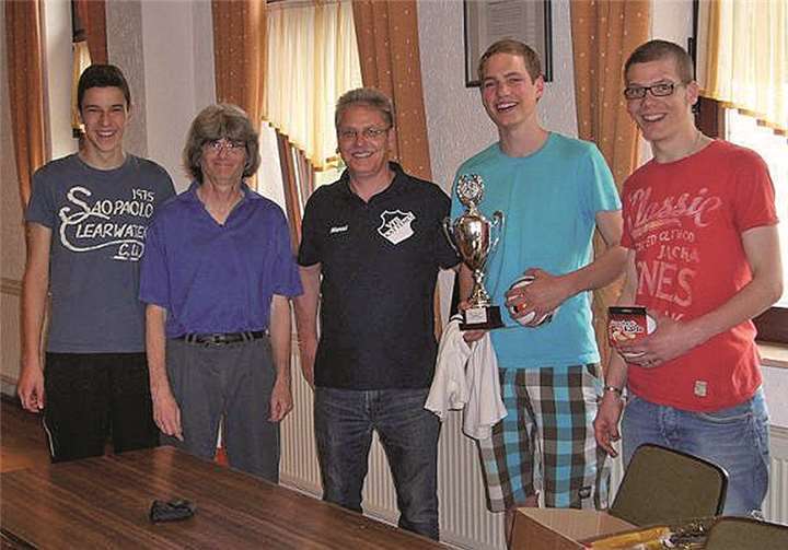 Die Gewinner der beiden Turniere wurden festlich belohnt. Privat